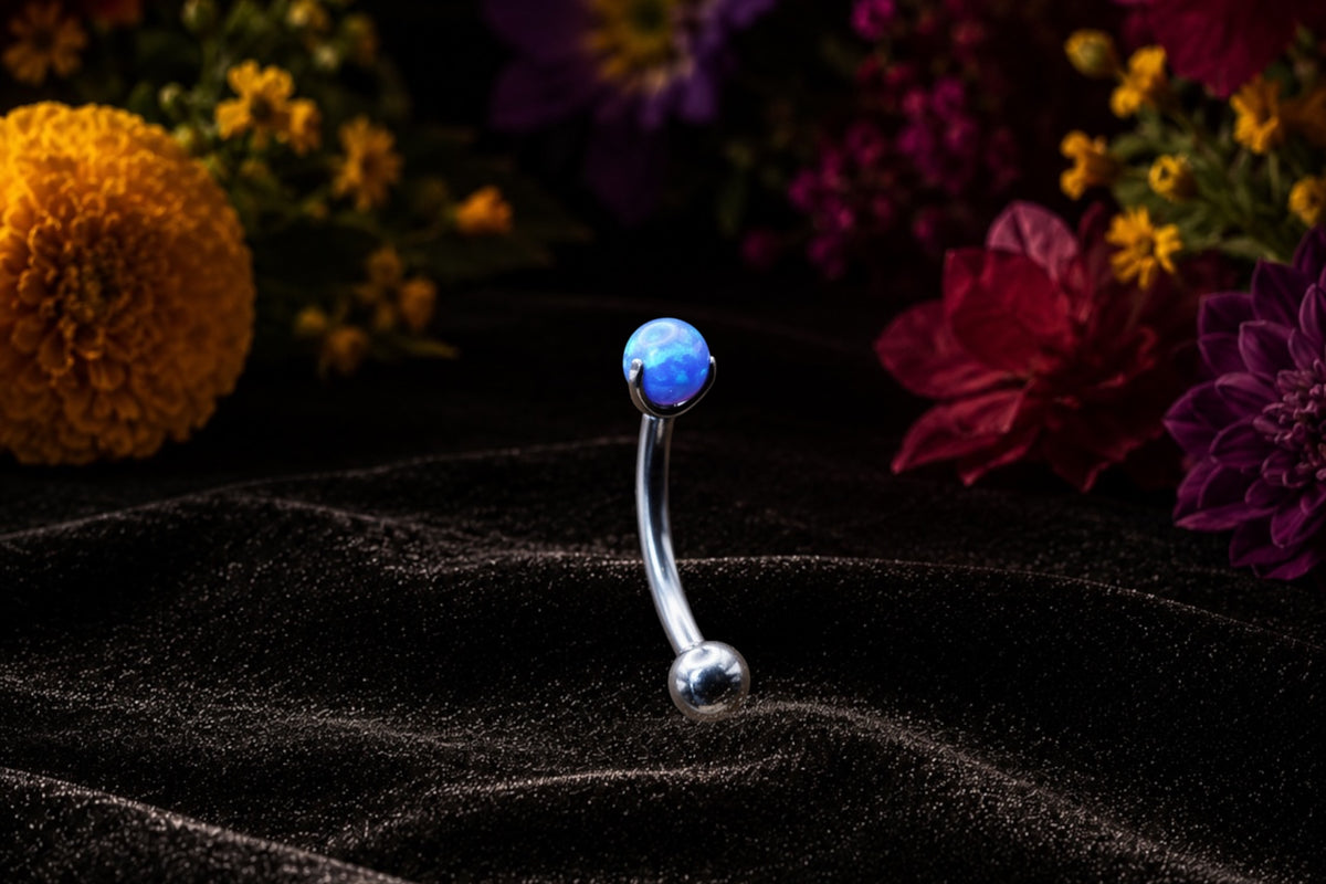 Micro-Banane en Titane avec Opale Bleue
