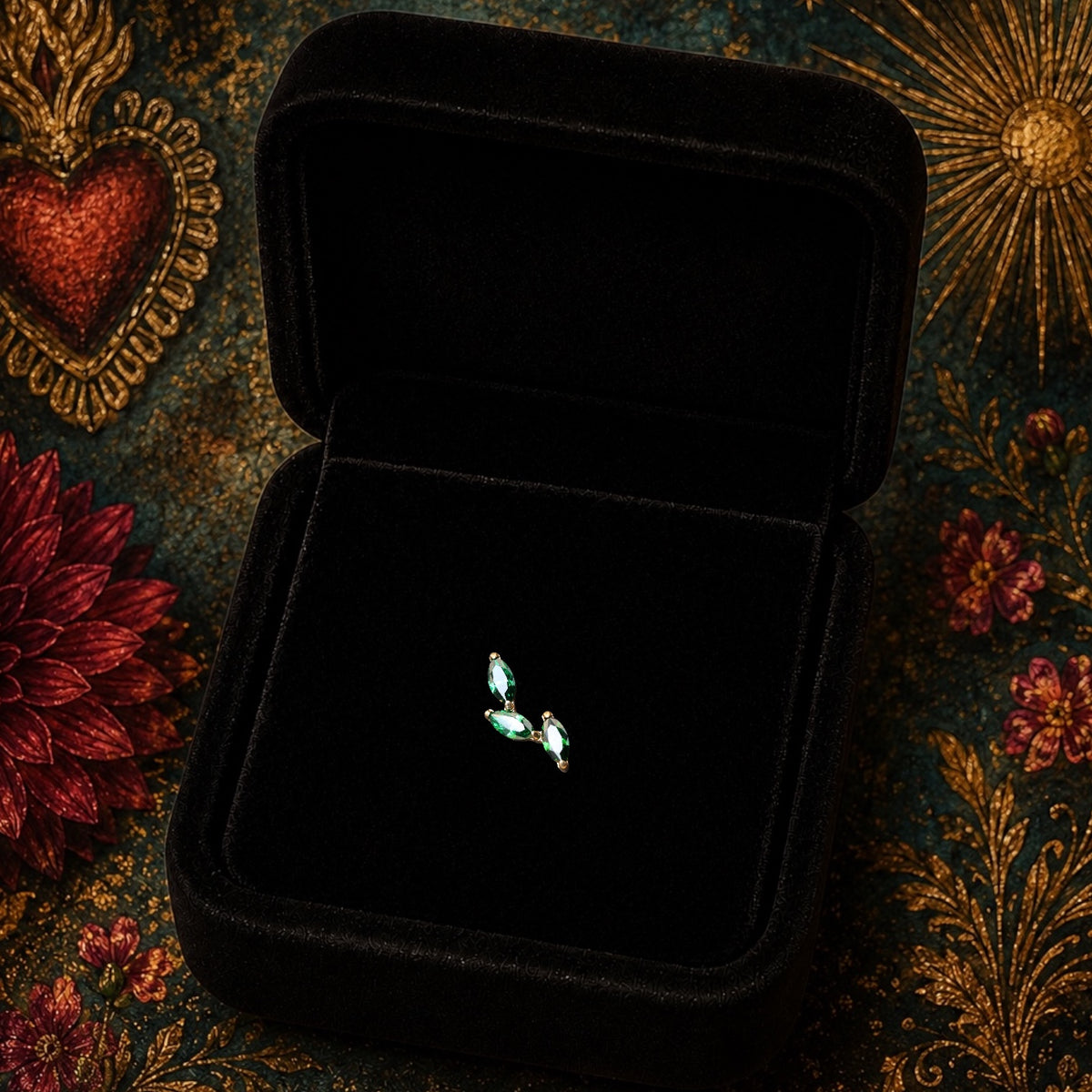 Piercing Althéa en Titane – Trio de Zircons Marquise